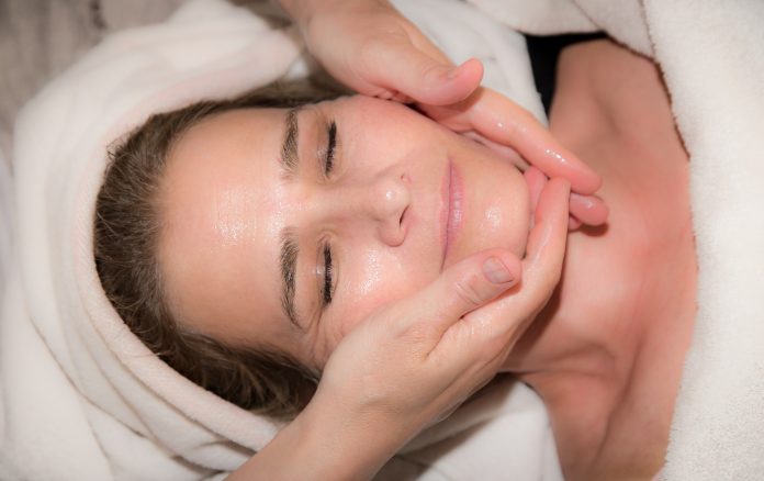 Facial Massage Benefits