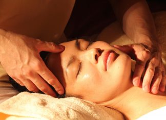 Sculptural Face-Lifting Massage Benefits and How It Works